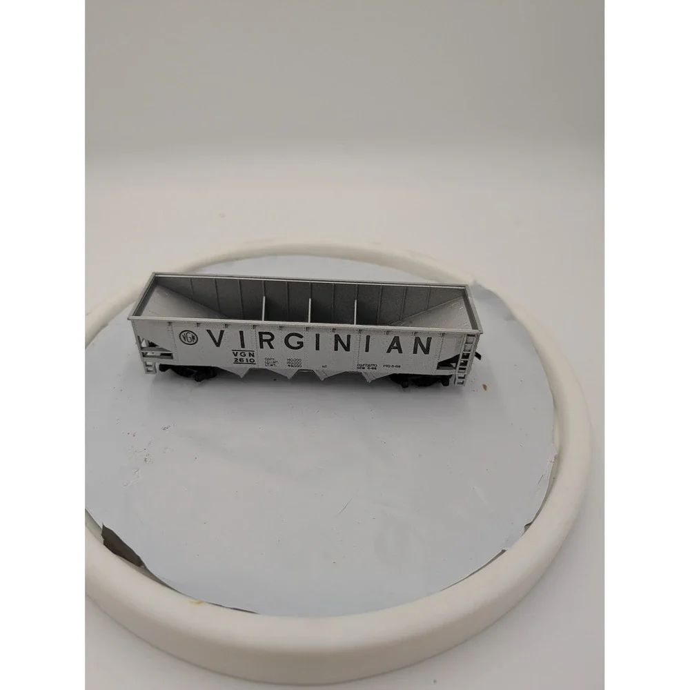 Virginian‎ Railway VGN 2610 HO Scale Triple Hopper Boxcar Silver Rolling Stock